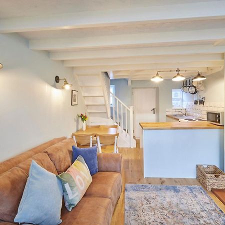 Host & Stay - Honey Cottage Hinderwell Екстер'єр фото