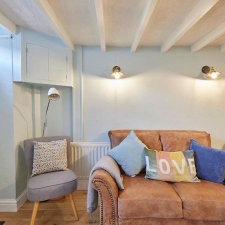 Host & Stay - Honey Cottage Hinderwell Екстер'єр фото