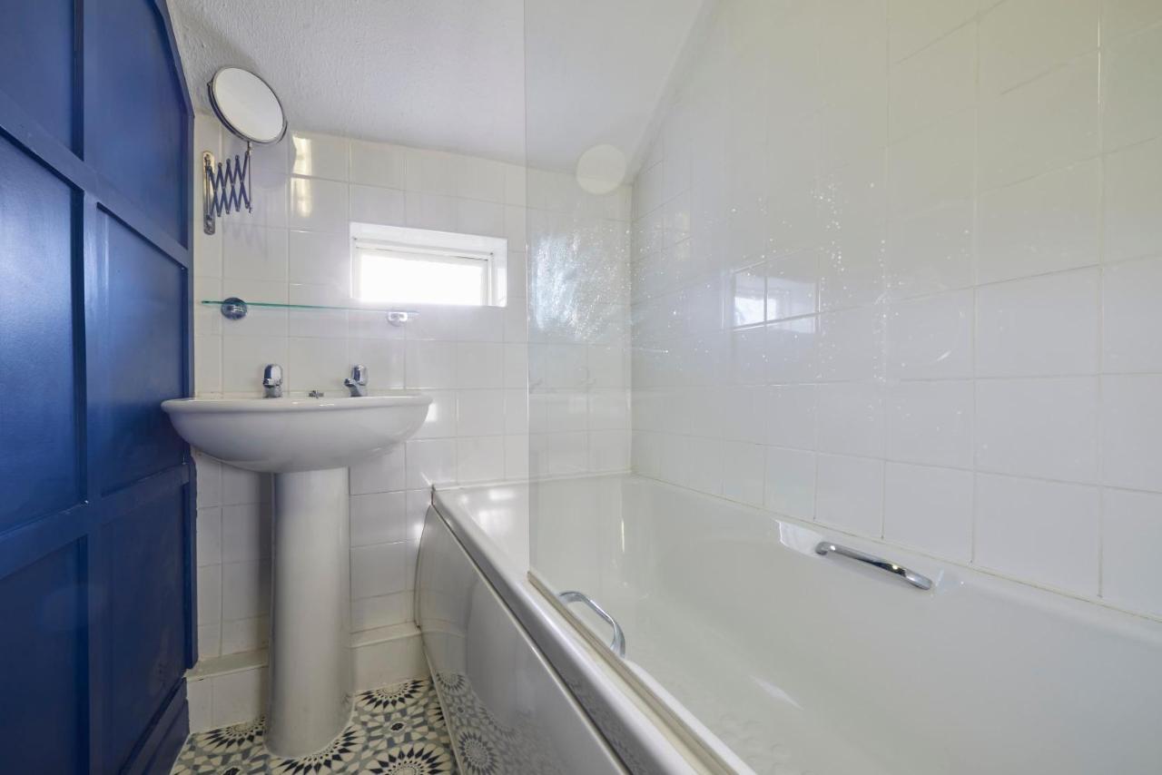 Host & Stay - Honey Cottage Hinderwell Екстер'єр фото